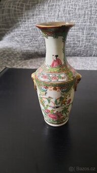 Čínská porcelánová váza