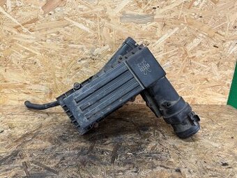 FILTR BOX 2.0 TDI 103KW 3C0129601