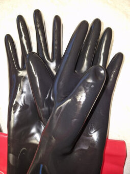 Chlorinované latex rukavice
