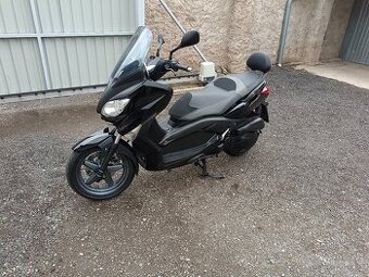 Yamaha x max 125i Cz doklady v ceně černý 2