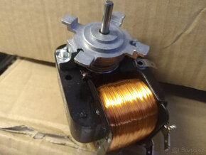 Motor ventilátoru pro akumulační kamna FIKO -