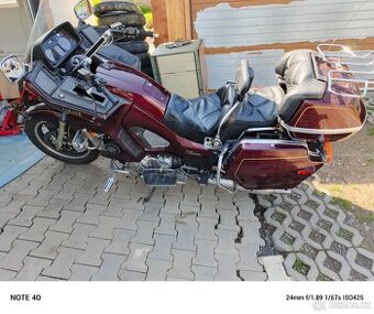 Yamaha Venture 1200 - 1