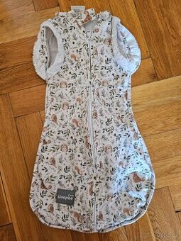 Zavinovačka Sleepee Second Step Swaddle s čepičkou