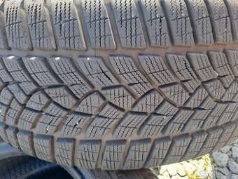 ZIMNÍ PNEU GOOD YEAR 225/50 R 17 ULTRAGRIP