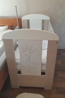 Dětská postýlka se žirafou Drewex