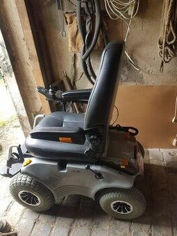 Terénní elektrický invalidní vozík zn.Meyra Optimus 2