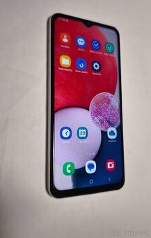 Mobilní telefon Samsung Galaxy A13 3/32 - 1
