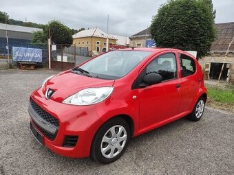 Peugeot 107.Filou 1.0i,50kw.R.V.2/2009.STK Nová.Km 102 600