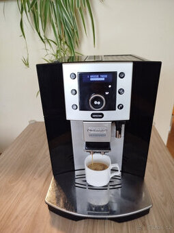 Automatický kávovar DeLonghi ESAM 5500.B Perfecta