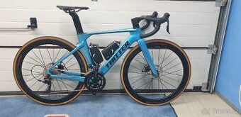 Nové celokarbonové silniční kolo Twitter R10 NOVÉ