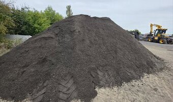 Travní zemina prosévaná