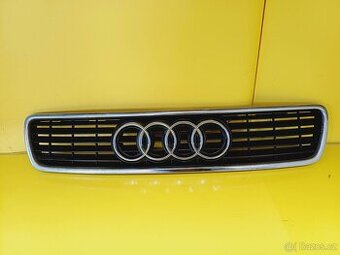 Audi A4 B5 – maska chladiče (gril)