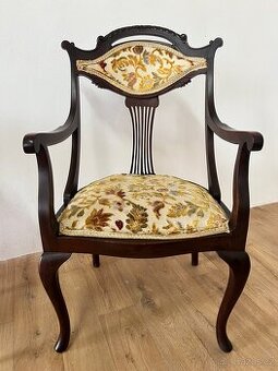 Stylová sada nábytku – 2 křesla + stolek