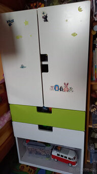 skříně, dětský nábytek