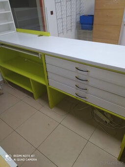 Pultový regál/pracovní stůl (2 kusy)