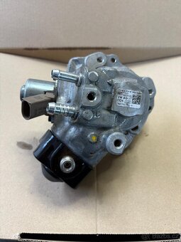 Vstřikovací čerpadlo 1.6 TDI CXX - 04B 130 755 H