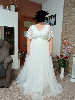 Nové svatební šaty