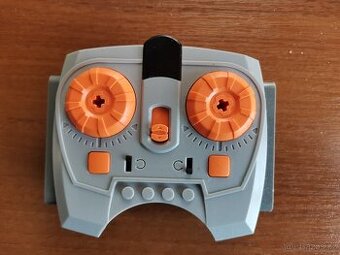 Lego dálkový ovladač + přijímač a servo motor