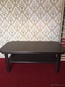 KONFERENČNÍ STOLEK