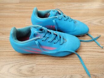 Kopačky Adidas, vel. 32