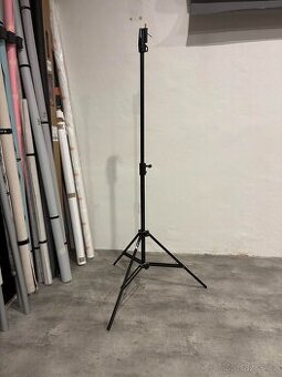 stativ Manfrotto 008B