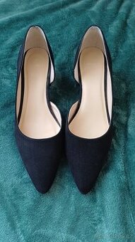 Boty na nízkém podpatku zn. Baťa