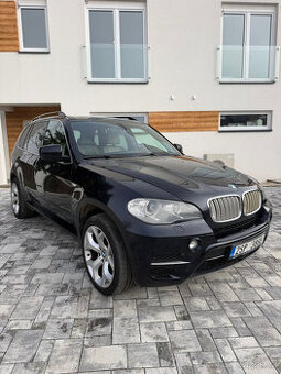 BMW X5 40d xDrive M Paket 7 míst Bílá kůže Automat 2012