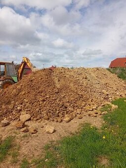 Hlína zemina za odvoz