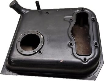 NÁDRŽ MOTOROVÉHO OLEJE TATRA 10V / 12V