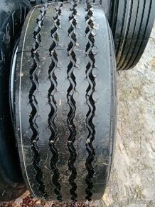 Návěsové pneu 385/65/22.5