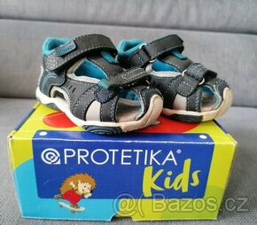 Dětské sandále Protetica vel 20