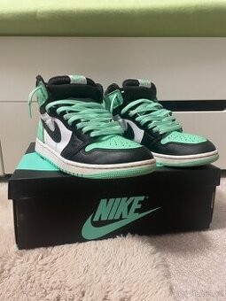 Jordan 1 high OG Green Glow