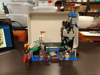 LEGO Castle 6078 Royal Drawbridge