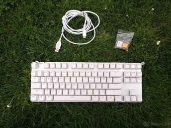 RGB Mechanická klávesnice GMMK TKL White Ice Edition