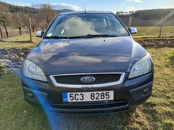 Ford Focus 1.6 benzín