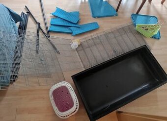 Klec Savic Zeno Empire 3 + vybavení