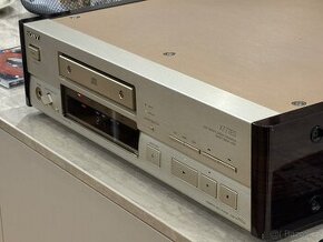 Sony CDP-X777ES