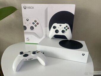 XBOX SERIES S + ovladač (komplet orig. balení)