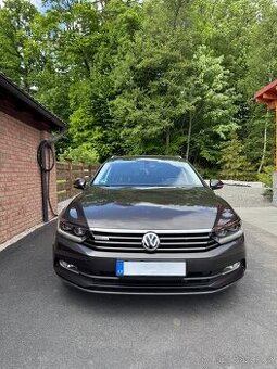 Volkswagen Passat 2.0 TDI, 4x4 - 1.majitel, garážovaný