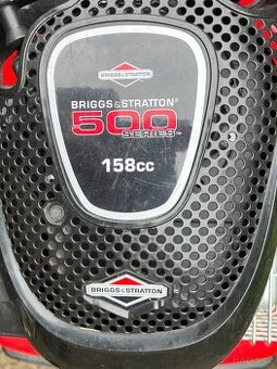 Prodám jak novou sekačku s pojezdem BRIGGS & STRATTON®