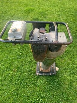 Vibrační pěch Wacker Neuson - 1