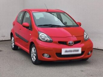 Toyota Aygo 1.0i ,  50 kW benzín, 2010