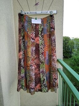 Sukně (Mark and Spencer - pas 84 cm)