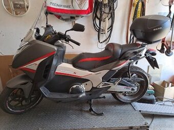 Honda Integra 750