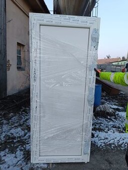 Nové jednokřídlé dveře 970x2260 1x levé 1x pravé