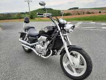 Honda MAGNA 750 VF