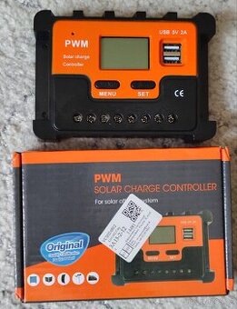 Solární regulátor 20A, 12V nebo 24V, USB, 2x FV panel