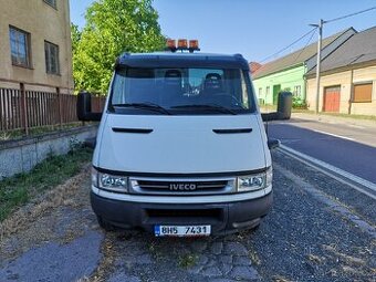 Prodám iveco Daily s vlekem