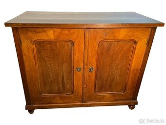Starožitná biedermeier skříňka/komoda v ořechu