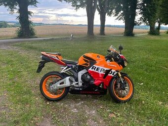 Honda cbr 600 repsol